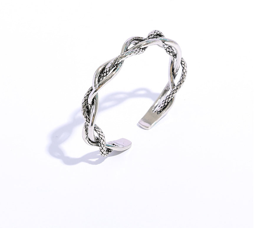 European and American vintage three-strand twisted bracelet - simple and luxurious style couple bracelet